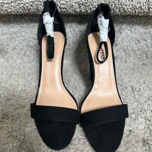 Black wedge sandals